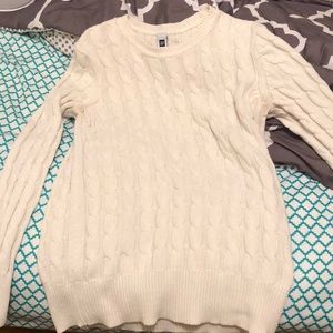 White GAP sweater